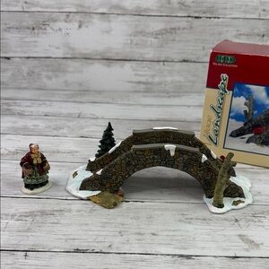 Lemax OLD STONE BRIDGE plus Grandma accessories with box